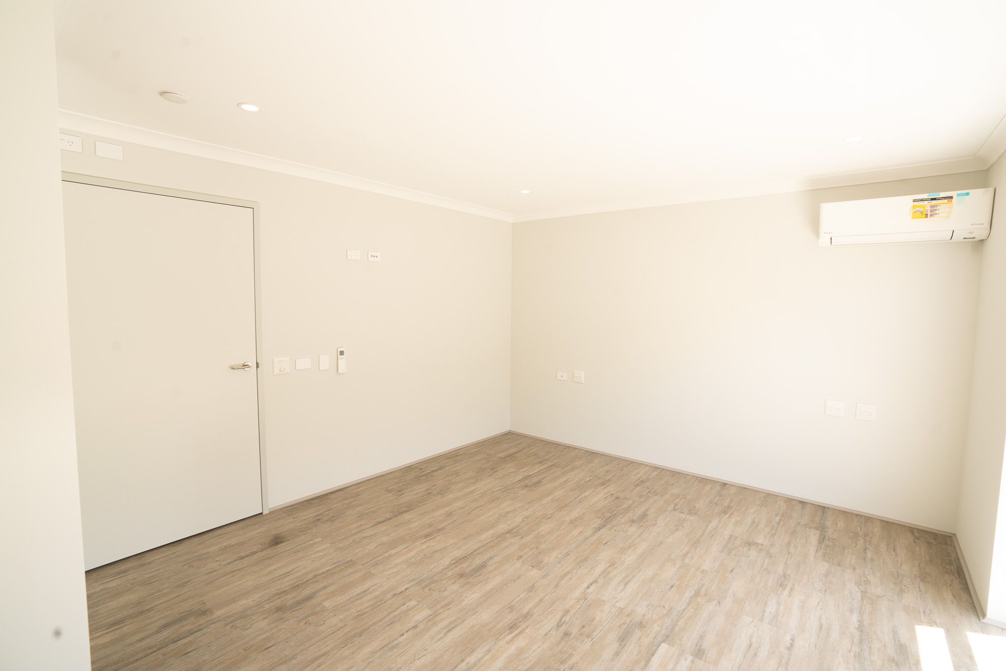 BRAND NEW *3 Bed Home High Physical Support (Hilbert)- Option for own supports* — Home image 7