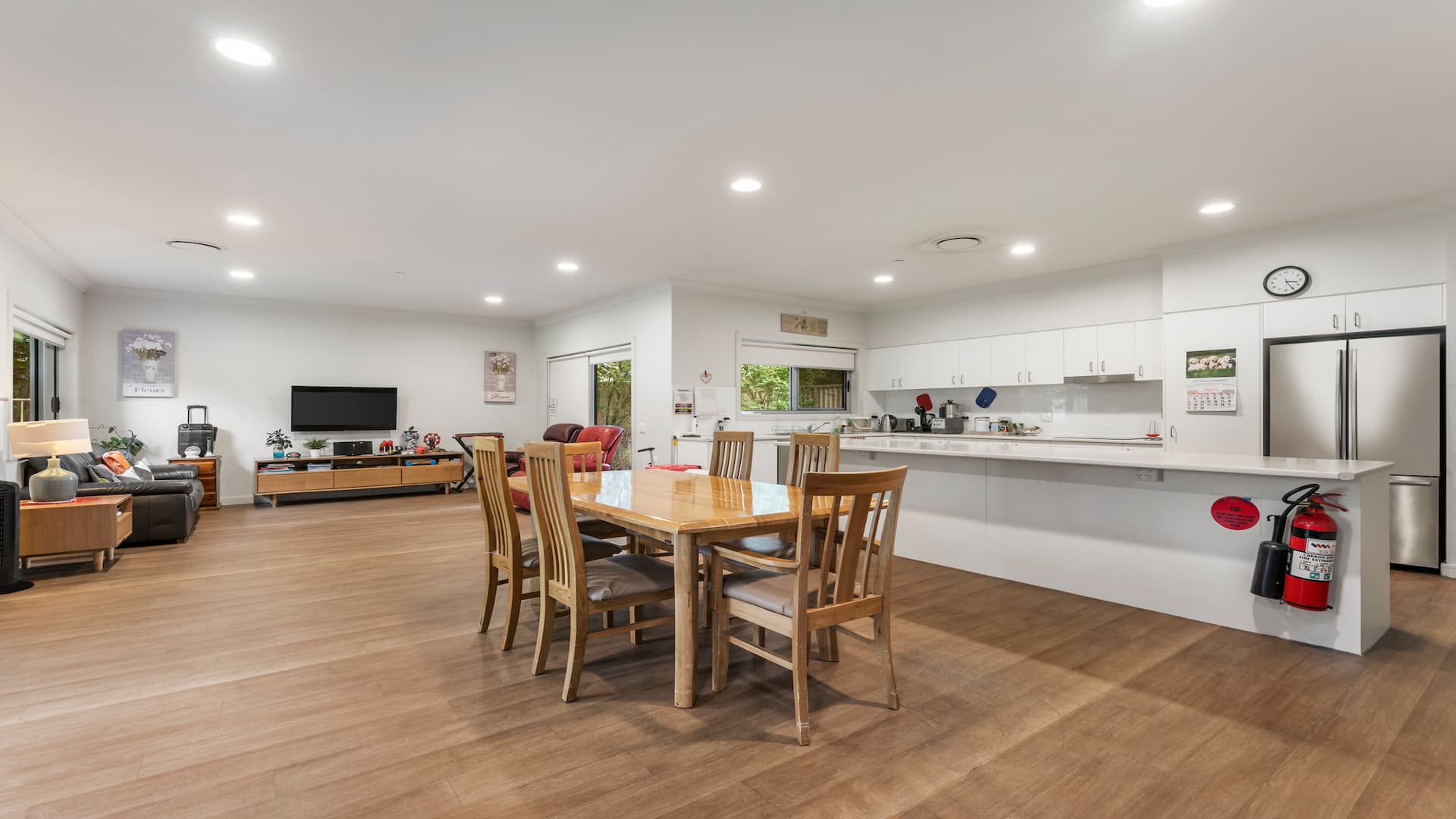 Join a warm, social home with an active lifestyle in Emu Plains — Home image 3