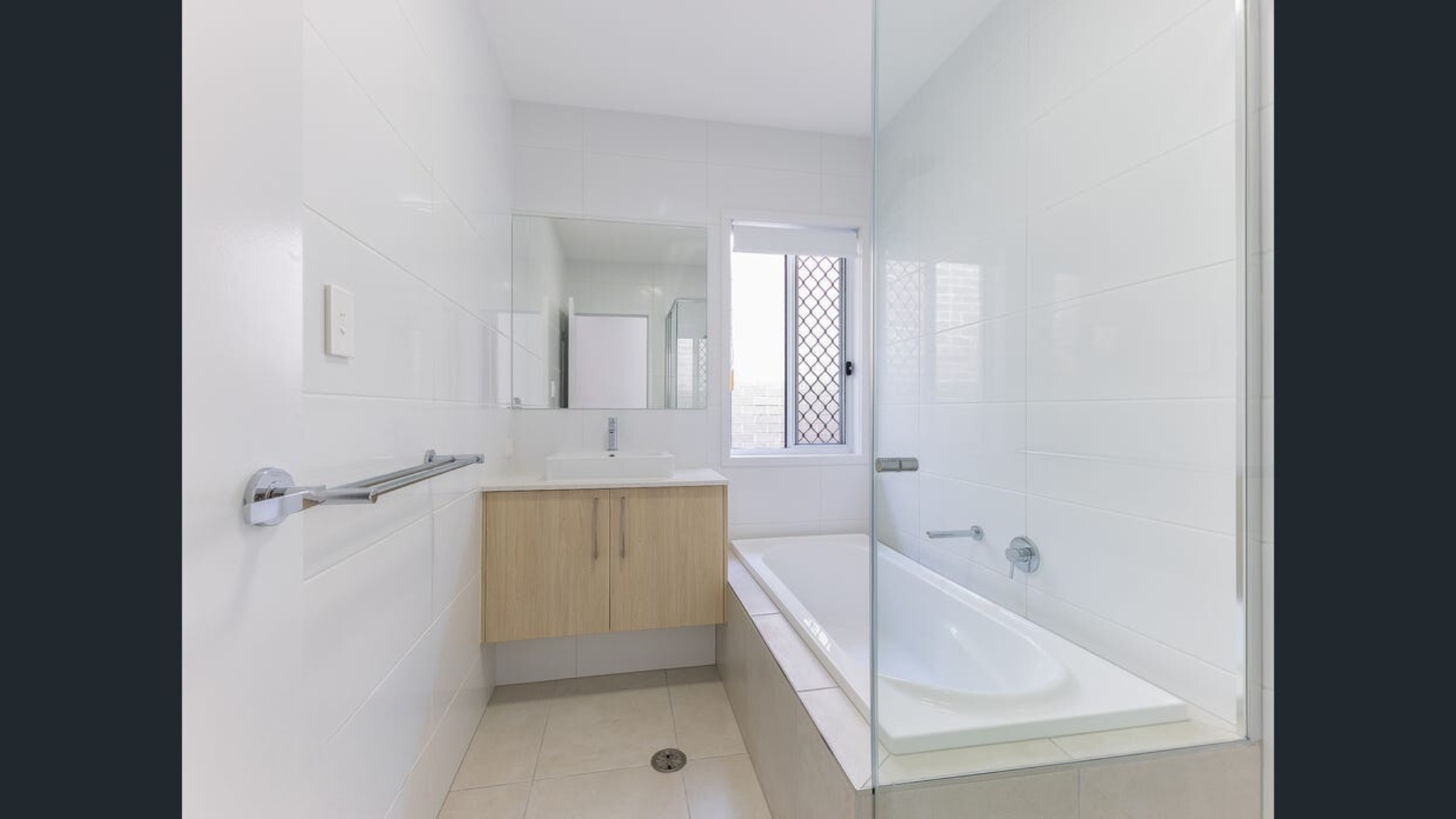 Brand New Furnished House Available in Morayfield. Available for SIL/MTA/STA — Home image 7