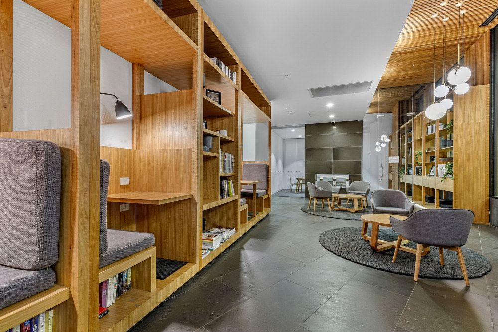 Sleek 1-Bed Apartment by Waterfront Promenade — Home image 2