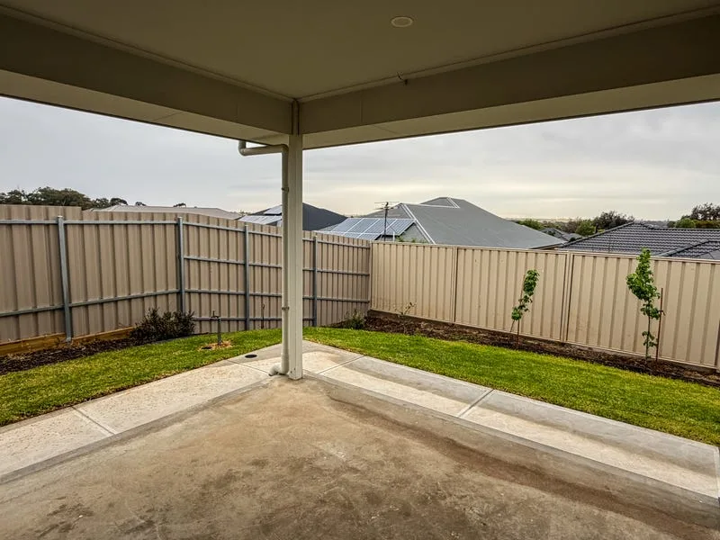 Spacious Newly Built 4-Bedroom SIL Murray Bridge — Home image 2