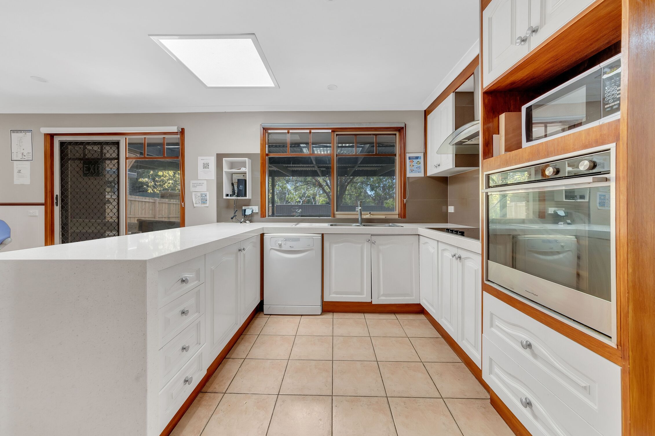 Your Cozy Haven: A Place to Feel Right at Home in Cranbourne South — Home image 13