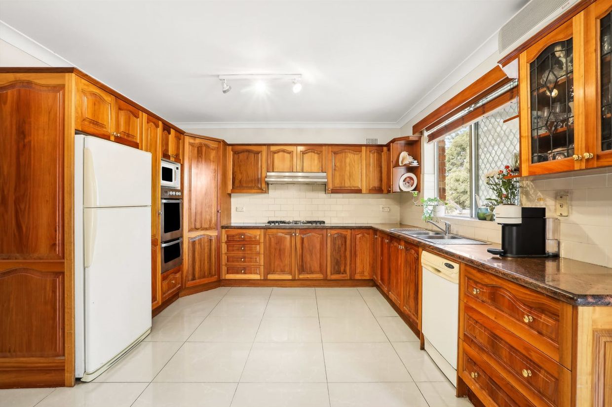 Charming and Accessible SIL Home in Amazing Location — Home image 5