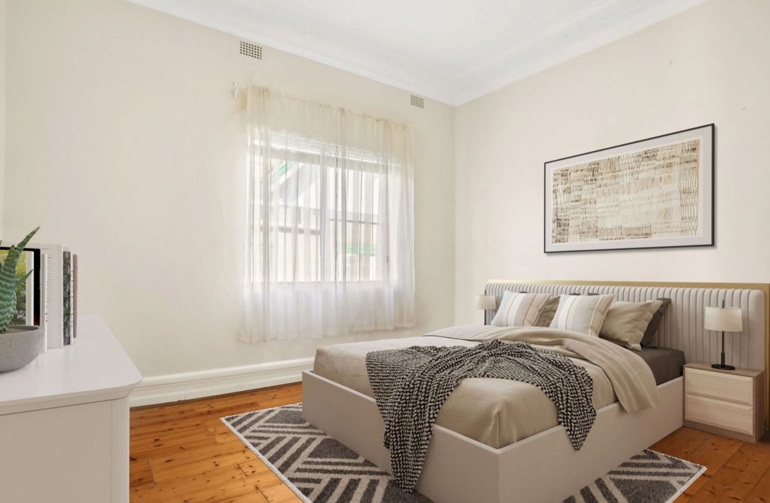 Charming and Accessible SIL Home in Amazing Location — Home image 8