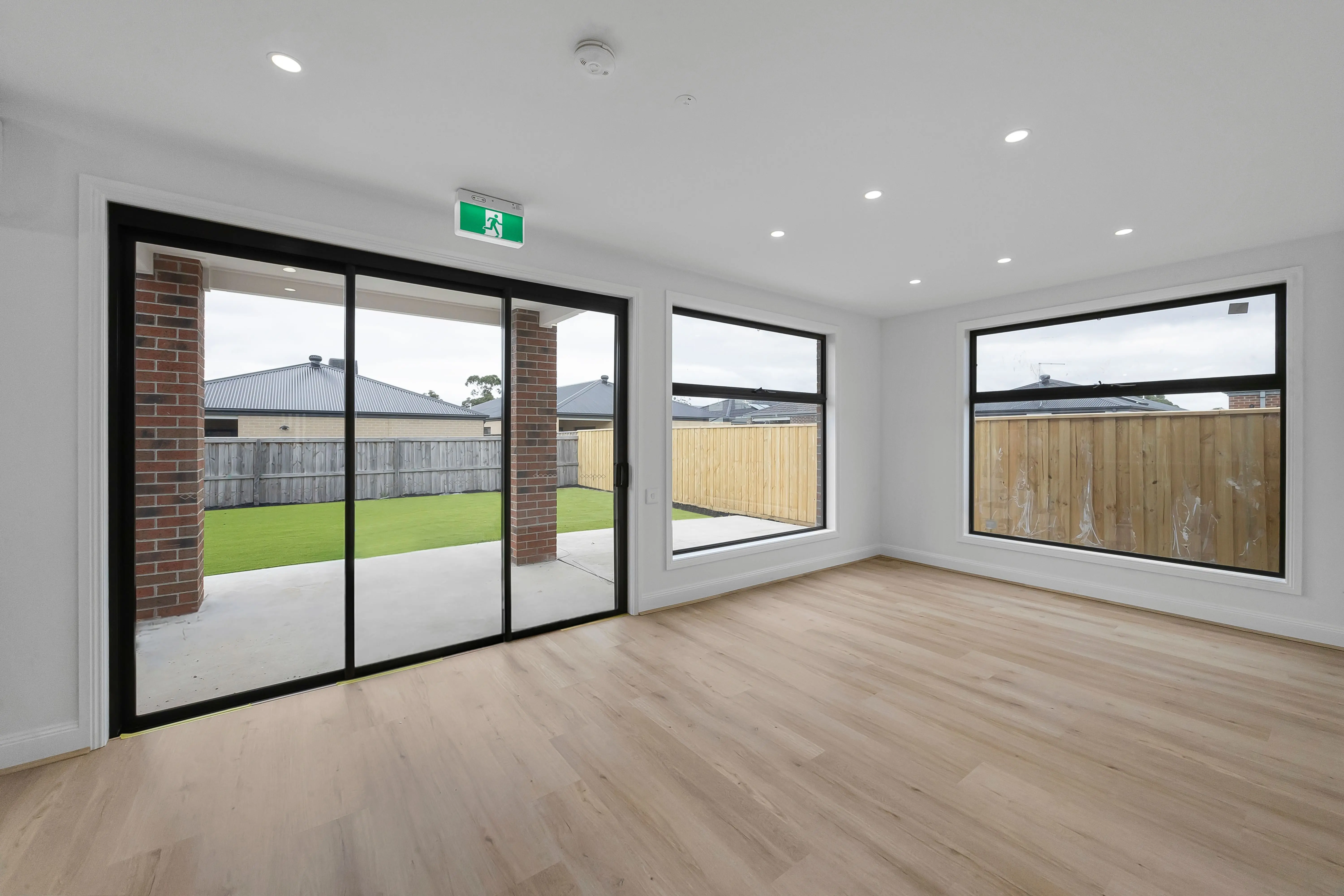 Rimple Way Beaconsfield — Home image 2