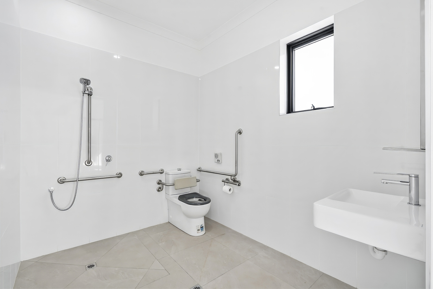 New 3 Bed HPS SDA House, OOA, Appendix H, Gracemere / Rockhampton — Home image 12
