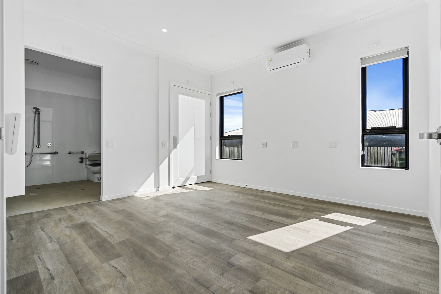 New 3 Bed HPS SDA House, OOA, Appendix H, Gracemere / Rockhampton — Home image 13