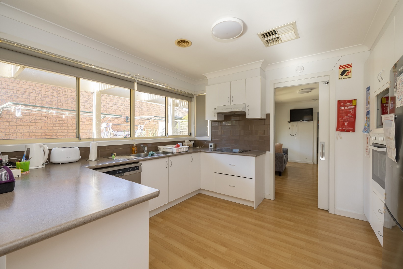 Charming unit close to all the amenities — Home image 8