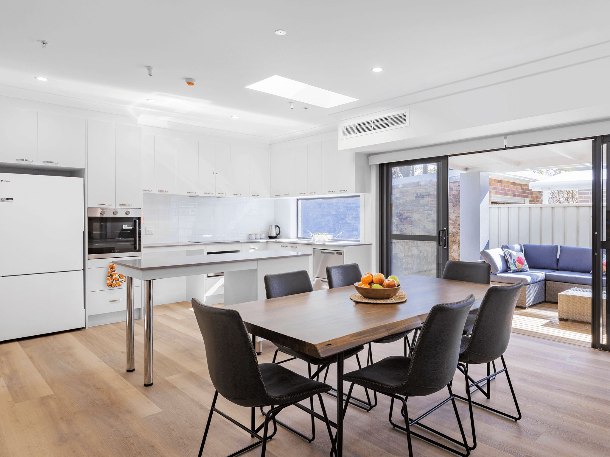 1 Bedroom, Fully Accessible, Robust or Improved Liveability Single Storey SDA Home in Maroubra: Brand New, Ready Now, Near the Beach! — Home image 5