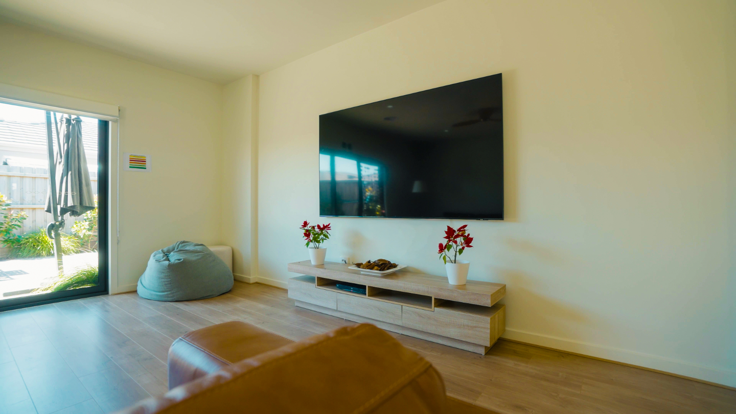 Deluxe 4-Bedroom SIL/STA Home - Calm & Routine-Focused - Carrum Downs — Home image 19
