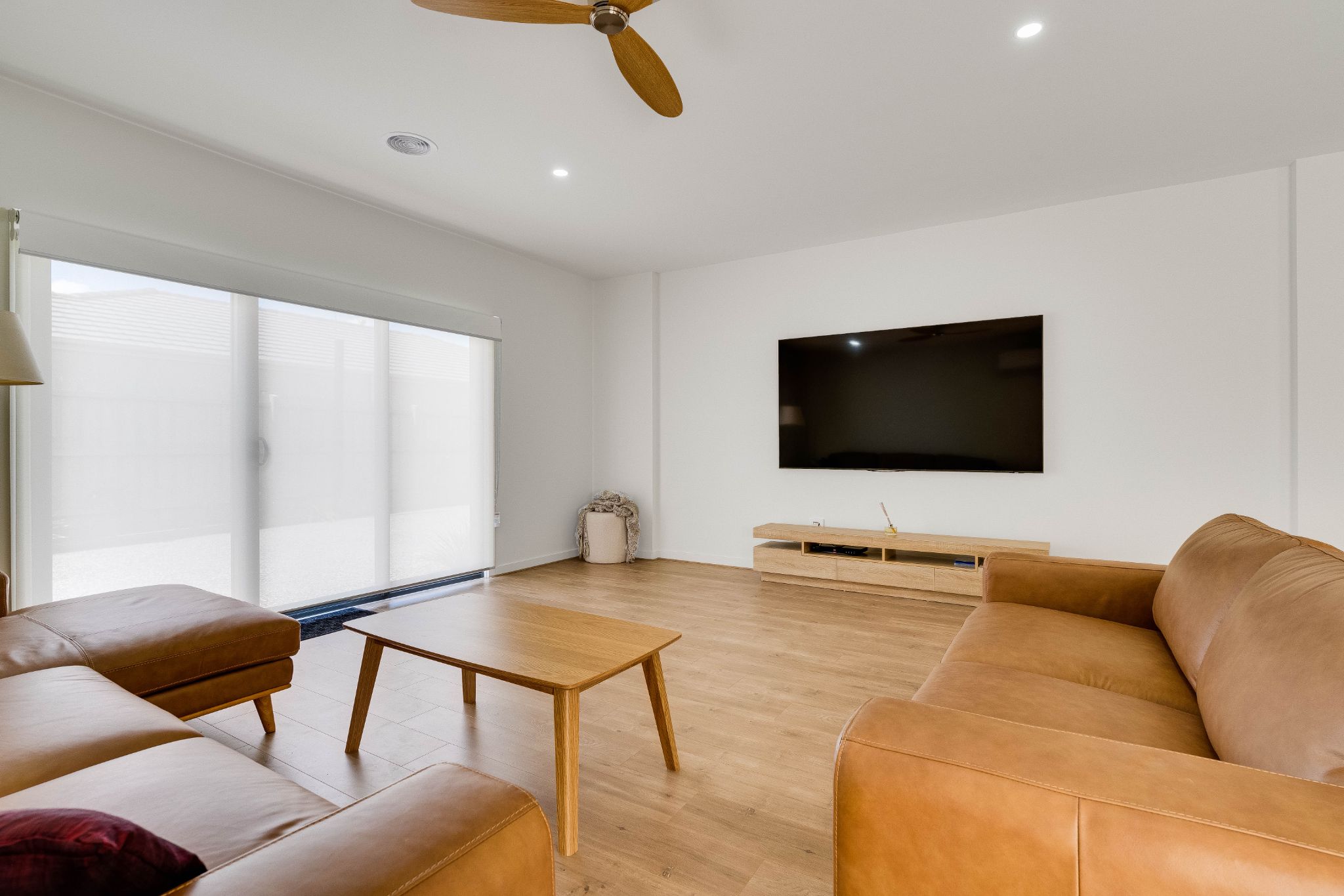 Deluxe 4-Bedroom SIL/STA Home - Calm & Routine-Focused - Carrum Downs — Home image 3