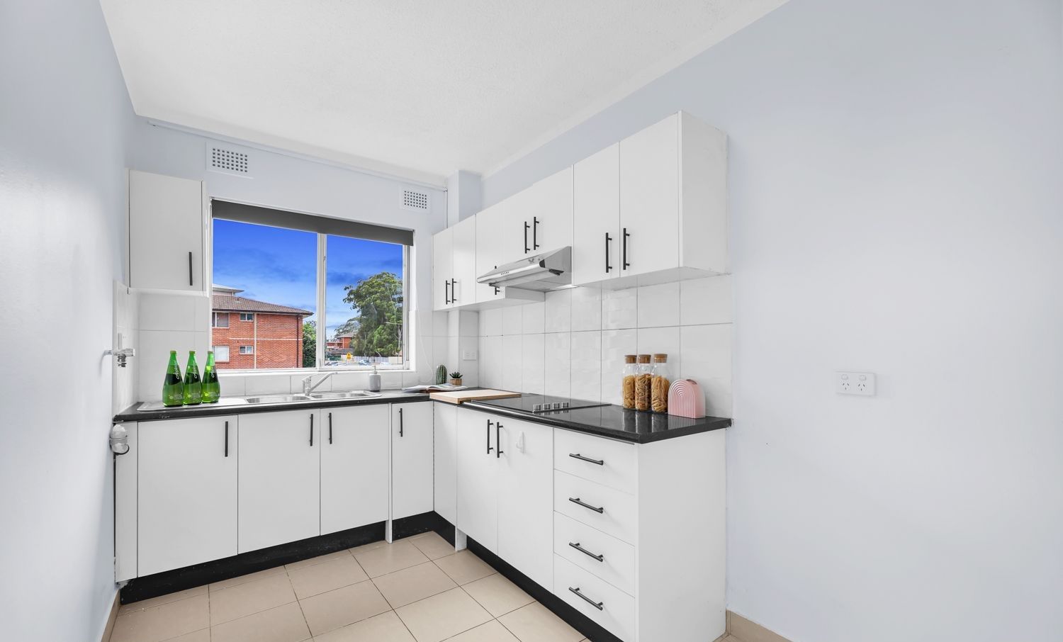 SIL Home in Carramar — Home image 5