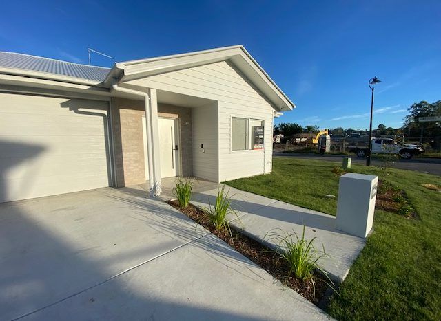 High Physical Support House, Hillcrest — Home image 10