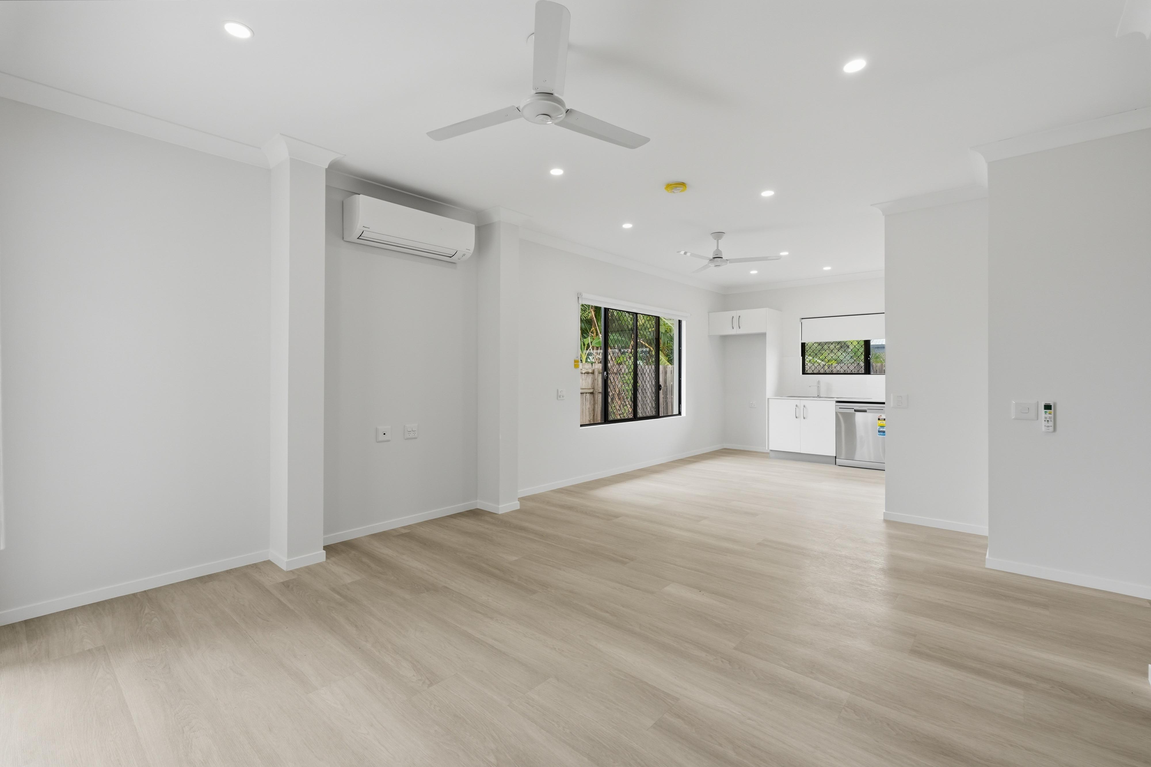 Pimlico QLD 4812 — Home image 4