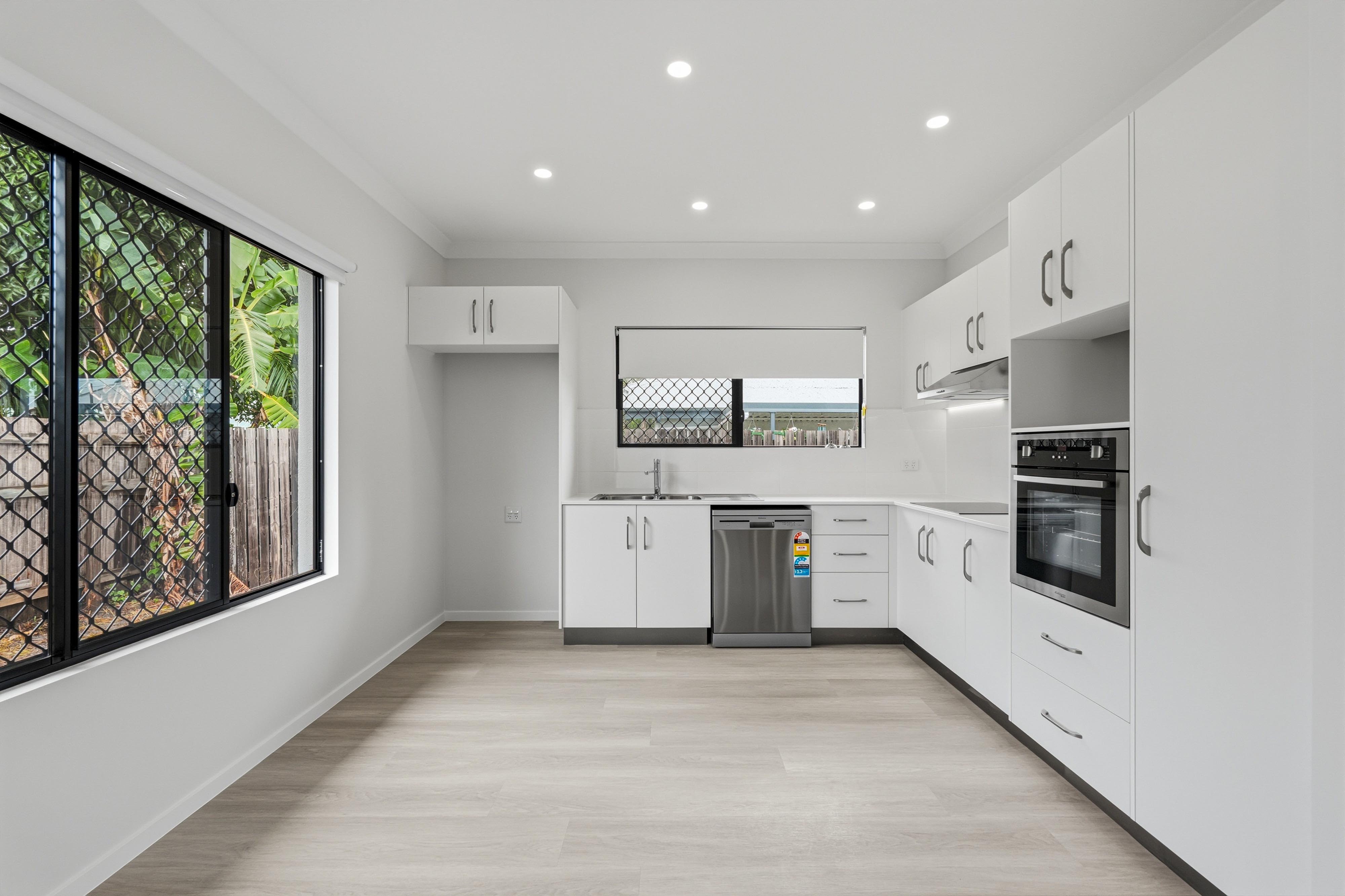 Pimlico QLD 4812 — Home image 7