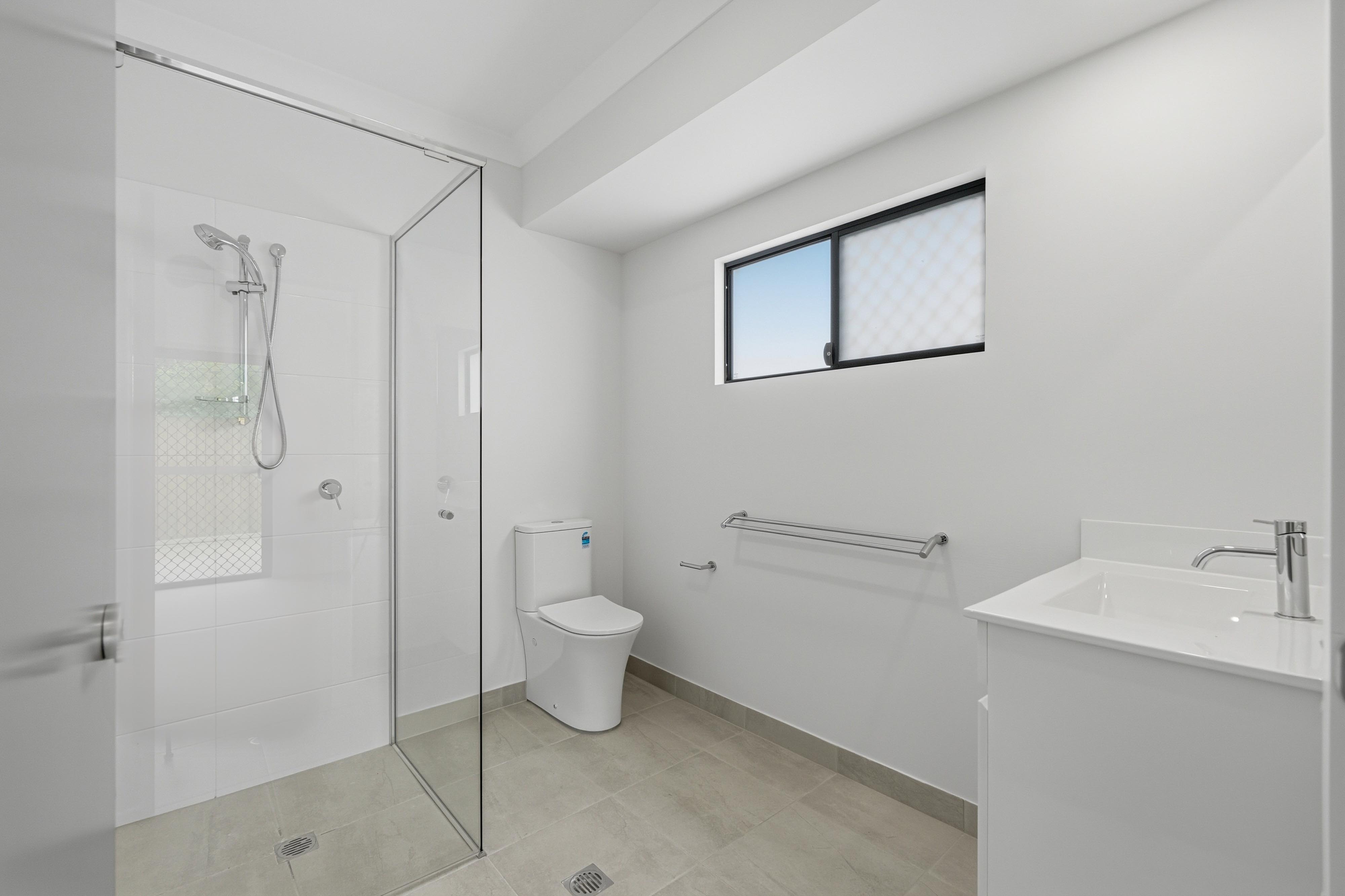 Pimlico QLD 4812 — Home image 12