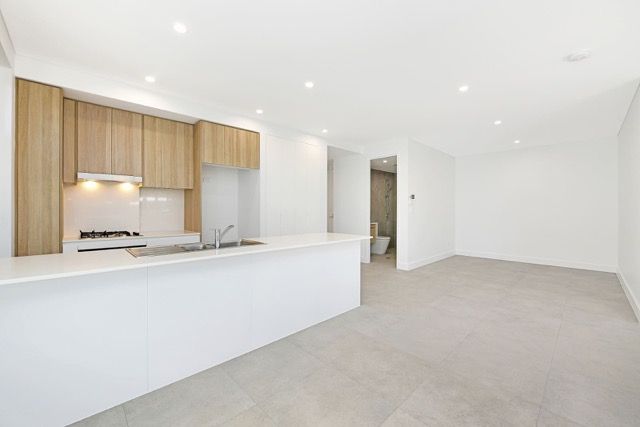 1 and 2 Bedroom Apartments Homebush — Home image 4