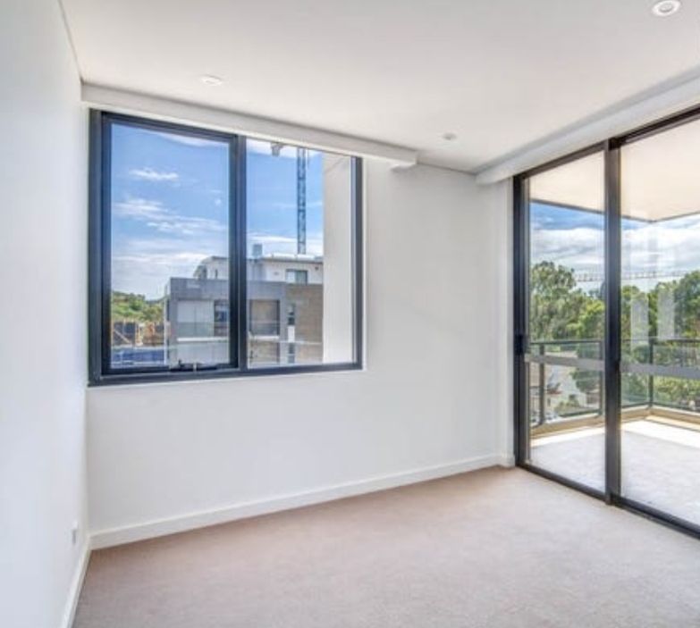 Epping with lift and ramp access — Home image 5