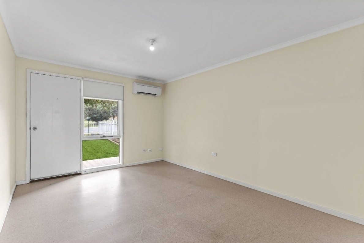 Accessible unit in quiet Huntfield Heights — Home image 3