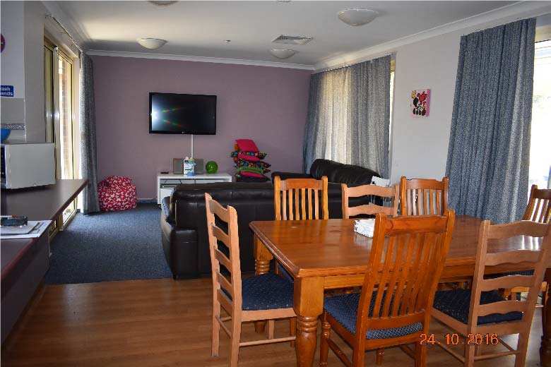Lifestyle living in Leafy Cheltenham — Home image 9