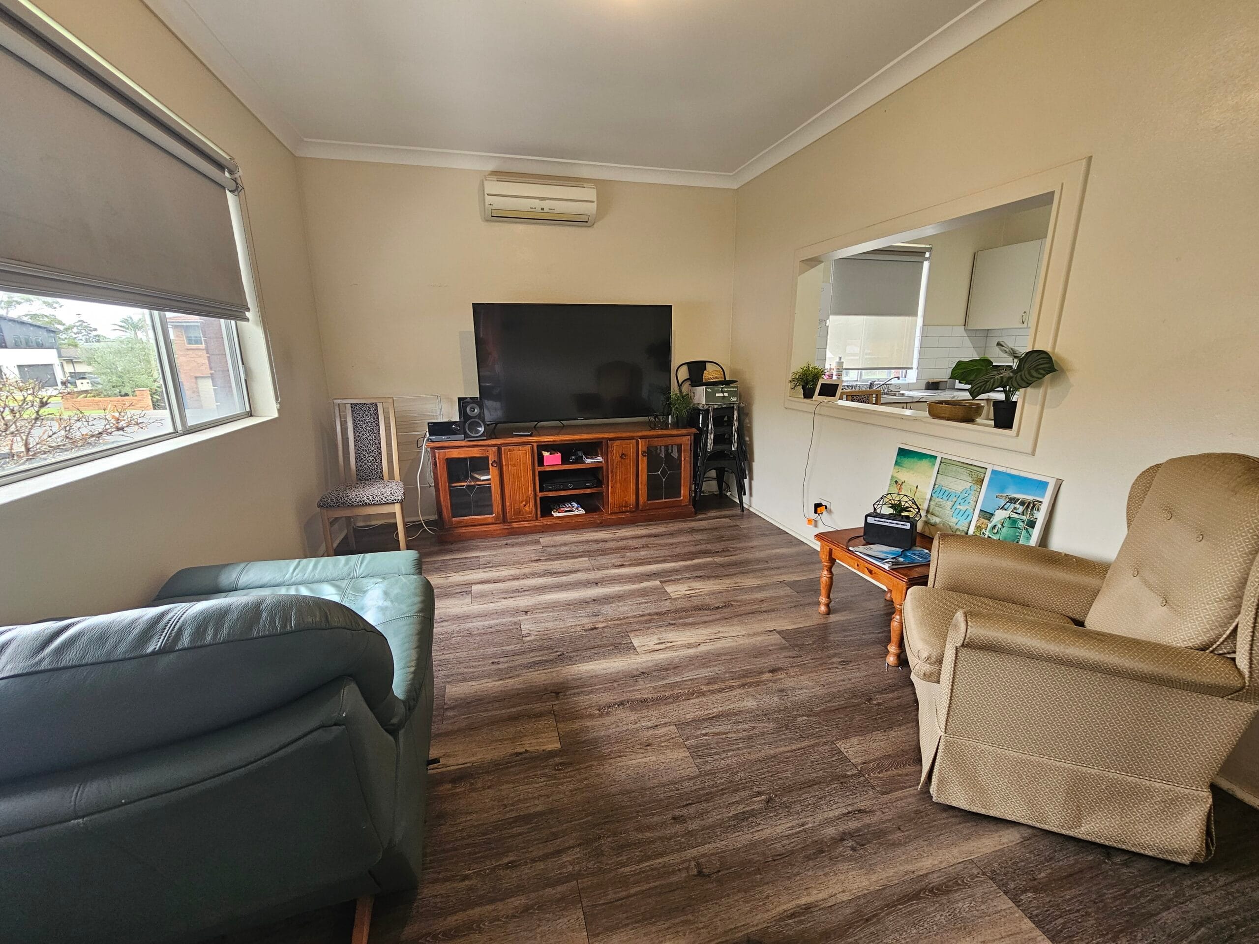 Make new friends in this well-established neighbourhood in Tarrawanna — Home image 2
