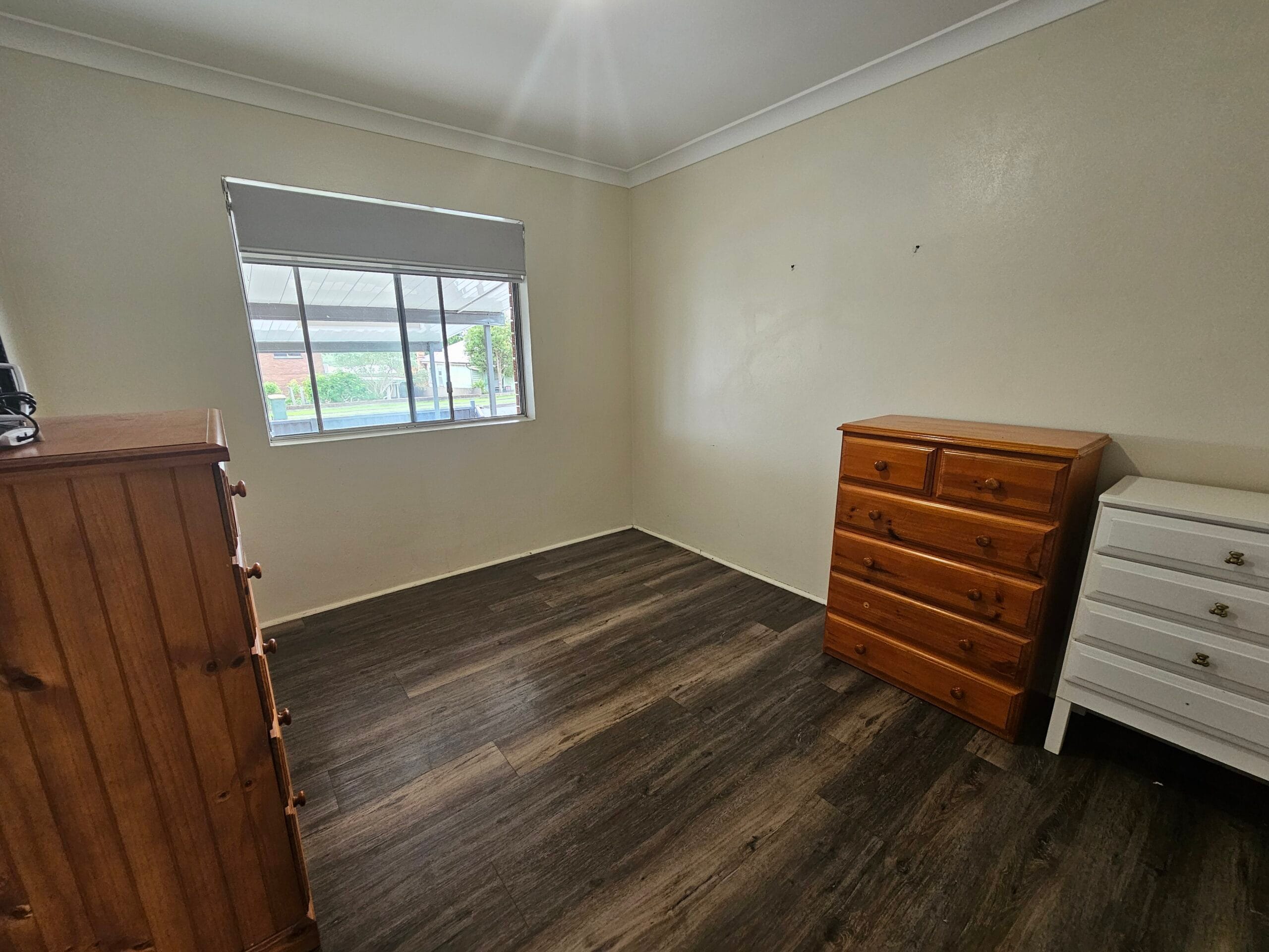 Make new friends in this well-established neighbourhood in Tarrawanna — Home image 4