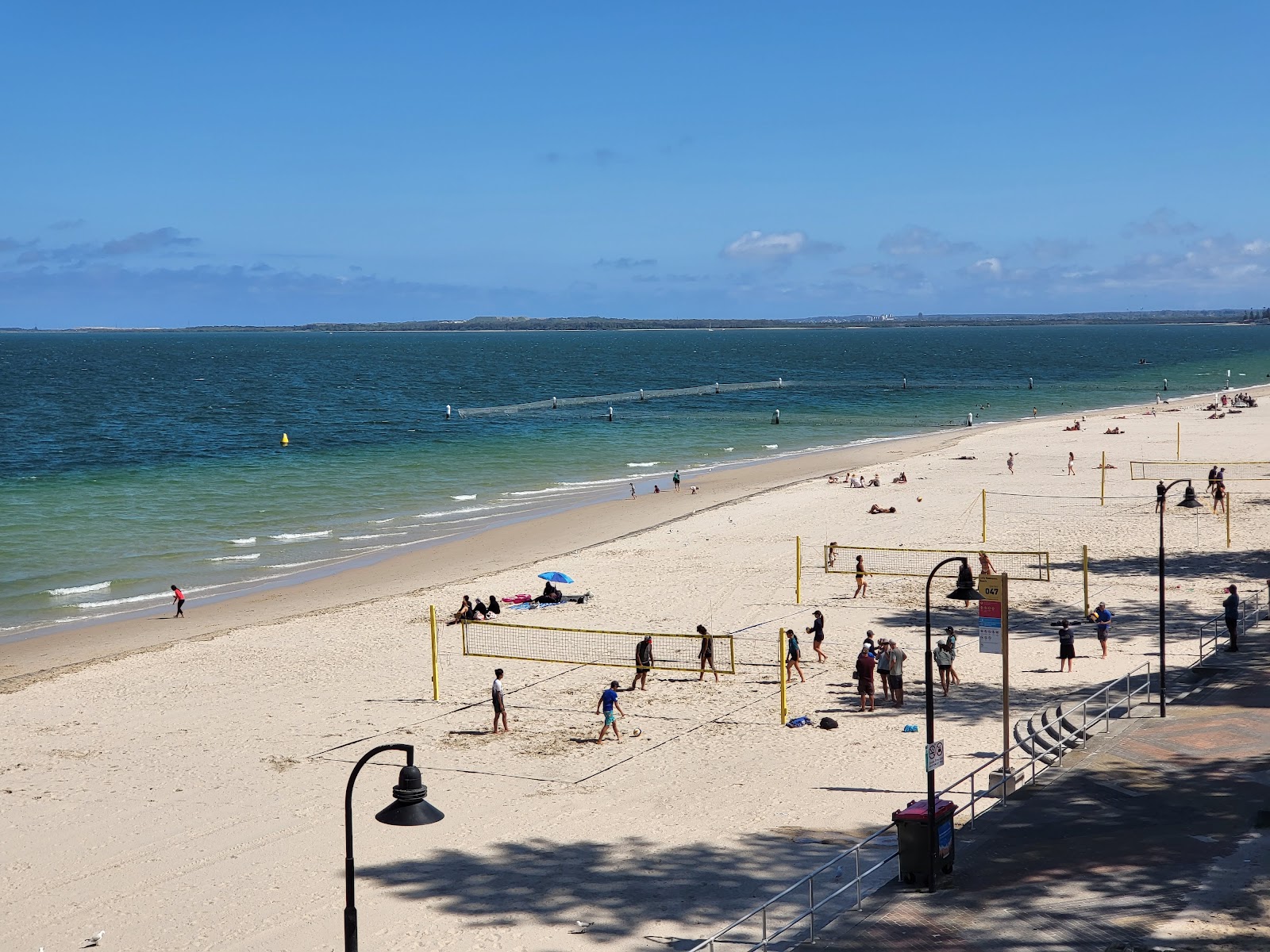 Supported beachside living with pool and shops in walking distance — Home image 11