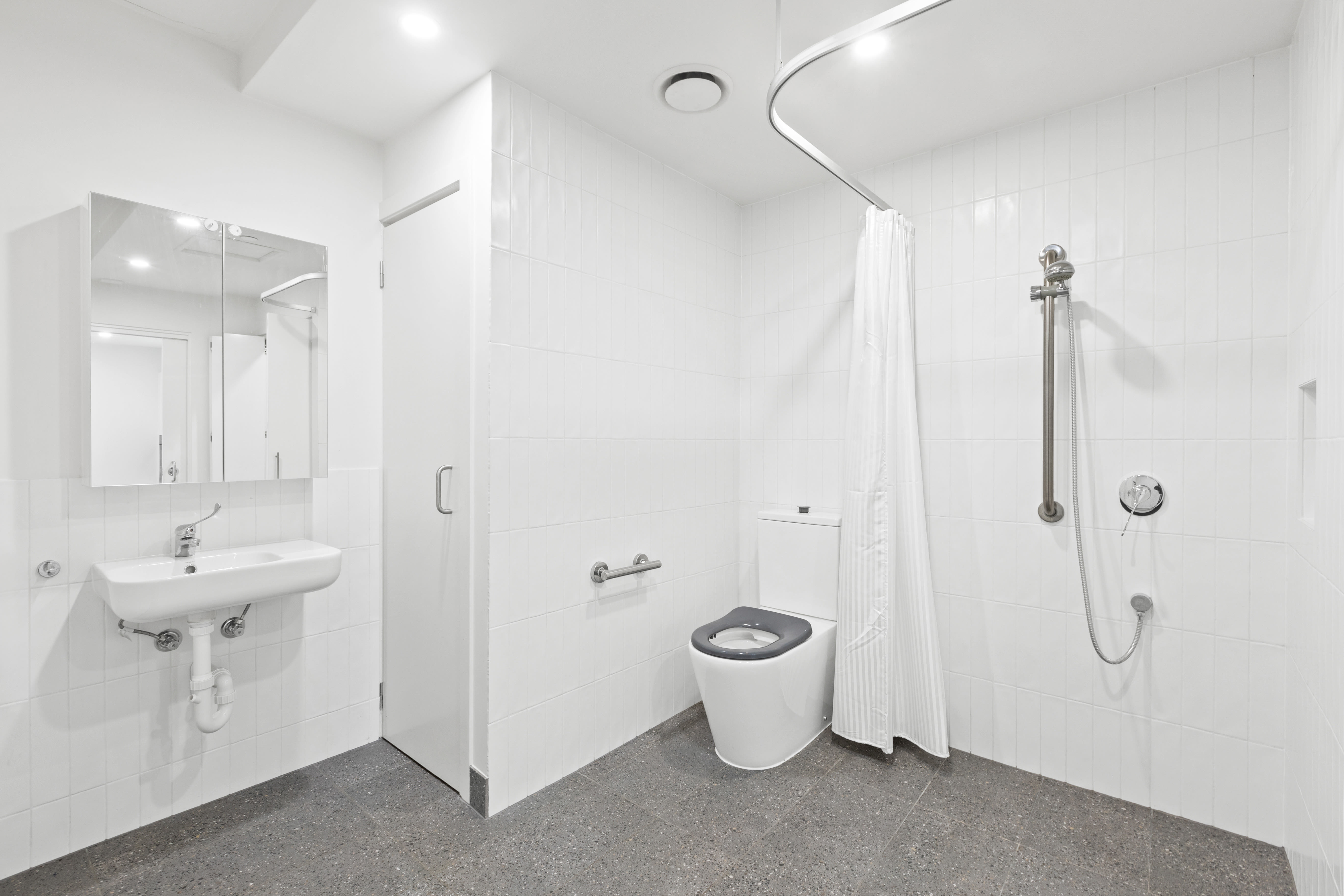 Contemporary Living in the Heart of Altona – SDA Ready — Home image 8