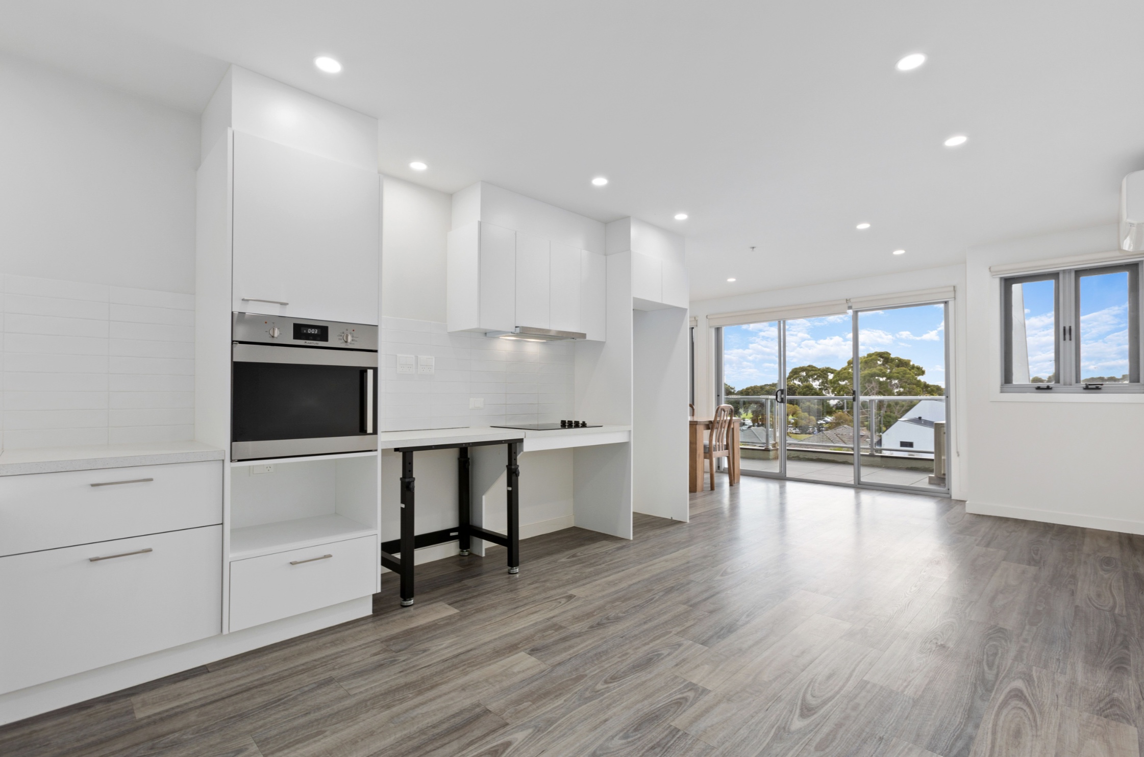 Contemporary Living in the Heart of Altona – SDA Ready — Home image 2