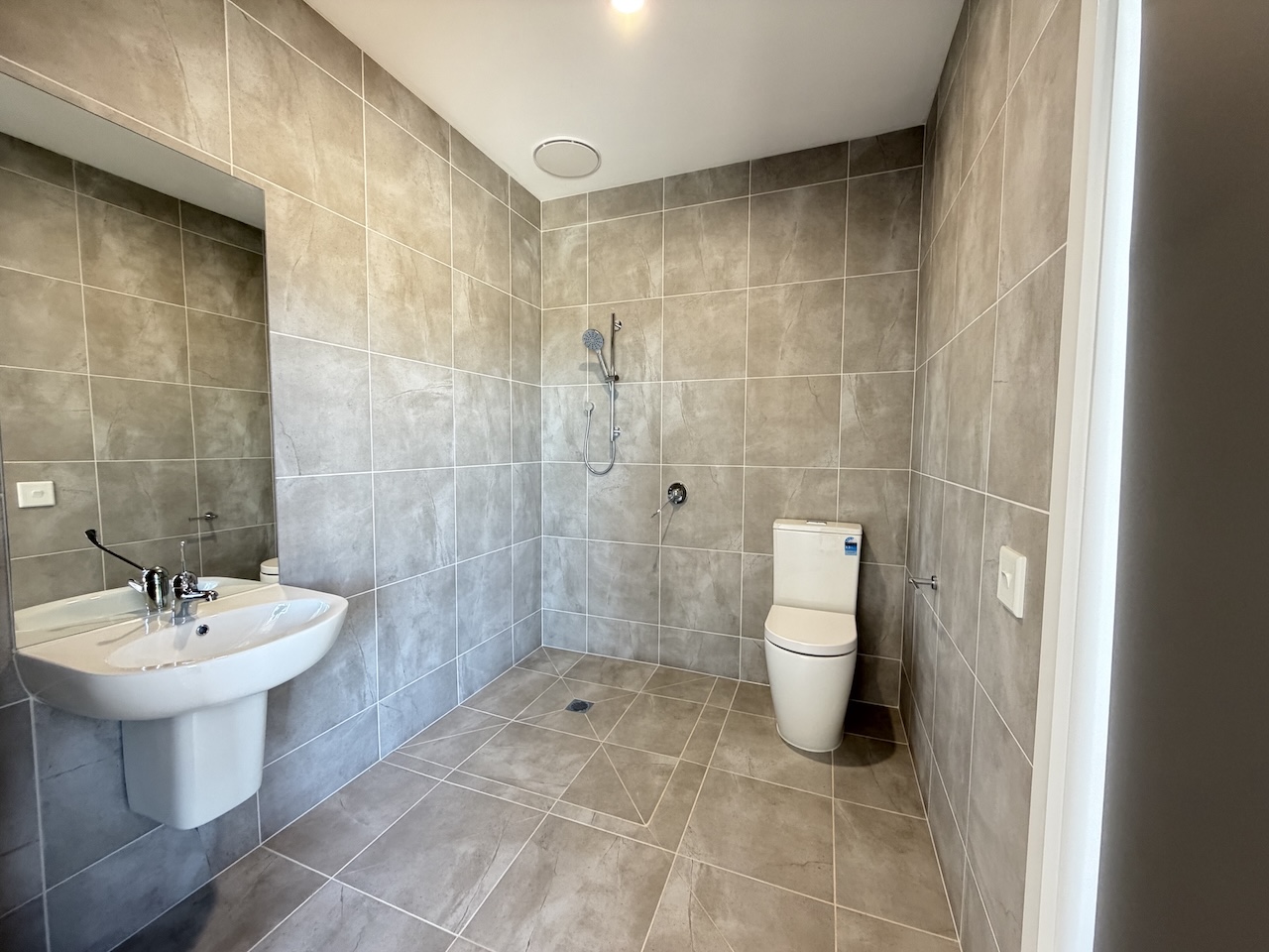 Well-Located 2+OOA Robust SDA Home in Darley with Excellent Accessibility — Home image 7