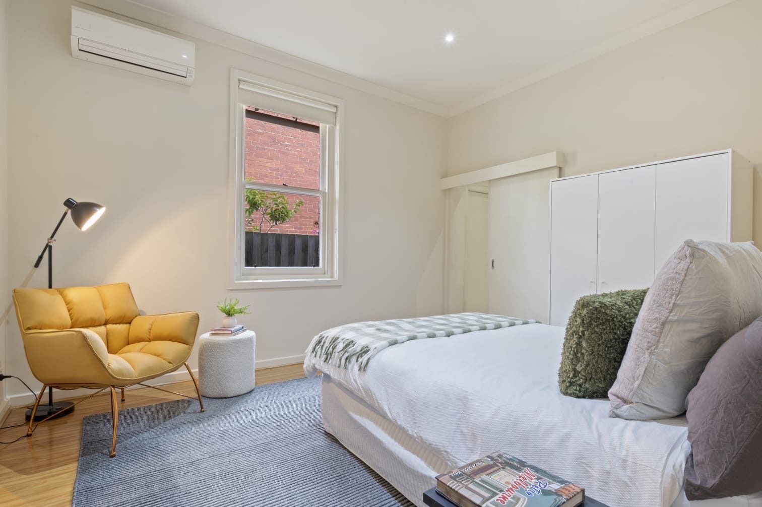 Henty House Hawthorn — Home image 8