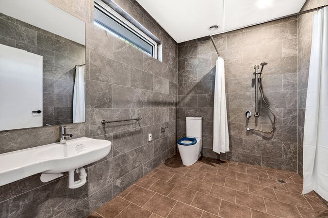 Expansive SDA a stones throw from the Beach — Home image 2