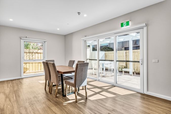 Expansive SDA a stones throw from the Beach — Home image 7