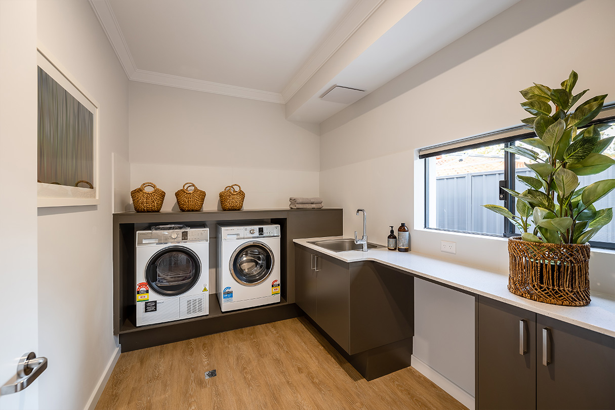 Private Bedroom With Ensuite and Verandah In Luxury 3-Bedroom Home Disability Accommodation — Home image 2