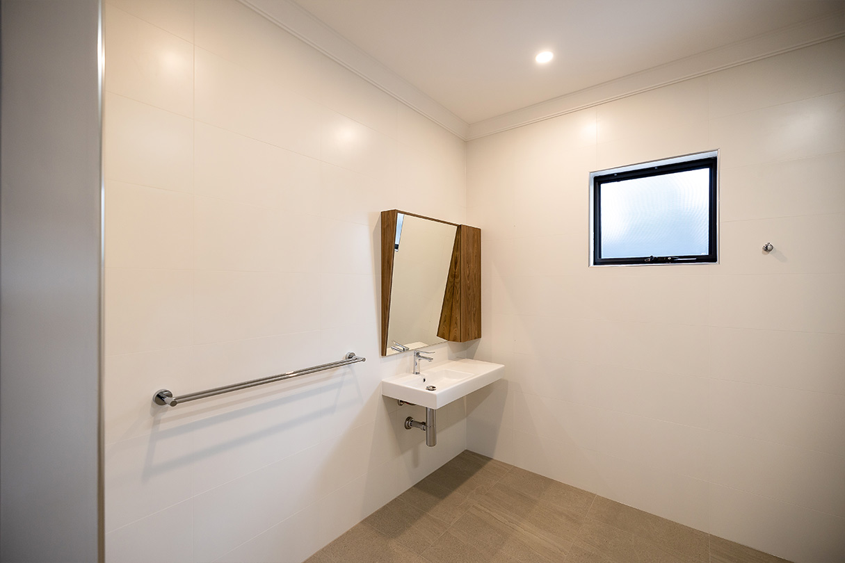 Private Bedroom With Ensuite and Verandah In Luxury 3-Bedroom Home Disability Accommodation — Home image 9