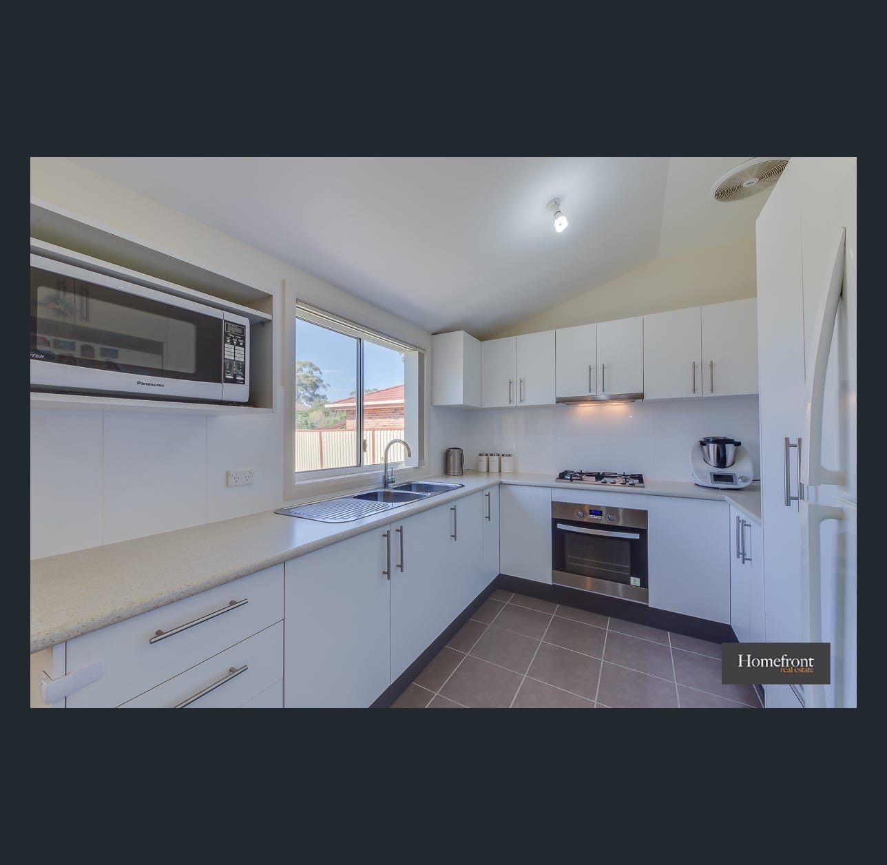 Thornleigh House — Home image 11