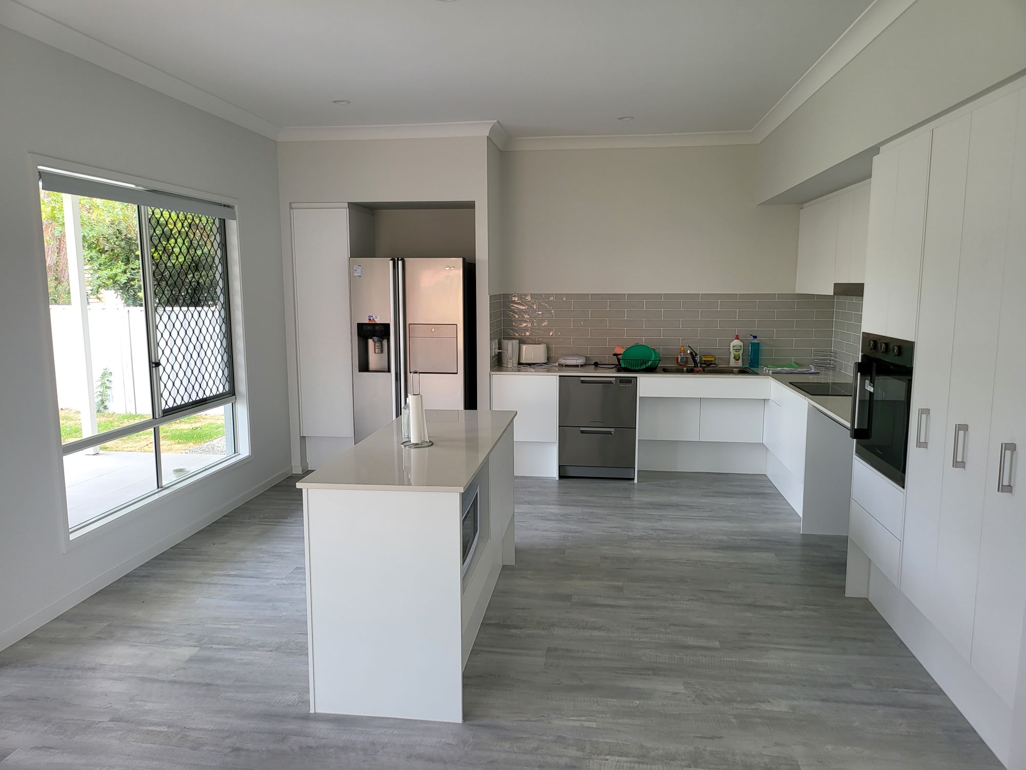Deception Bay 3 Bed, 3 Bath +OOA — Home image 3