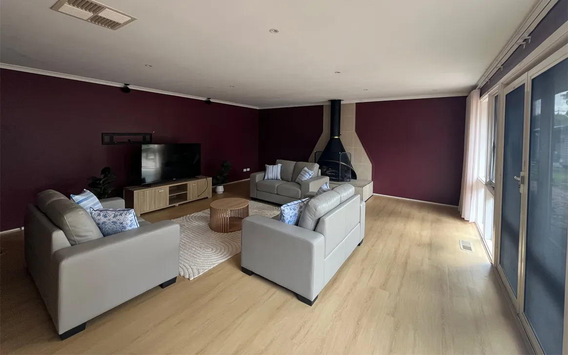 Bright and Supportive Accessible SIL in Croydon — Home image 8