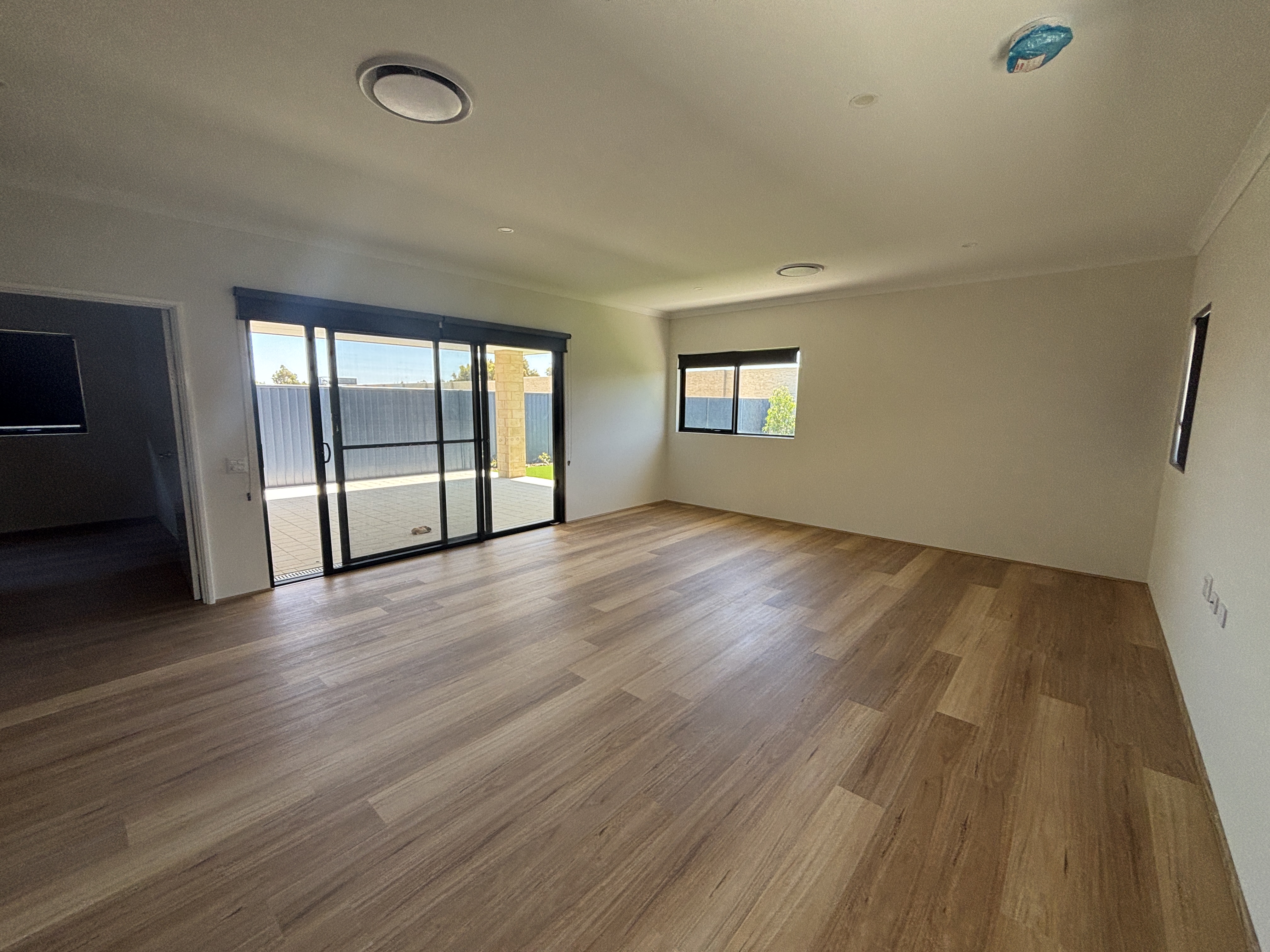 Baldivis SIL House — Home image 12