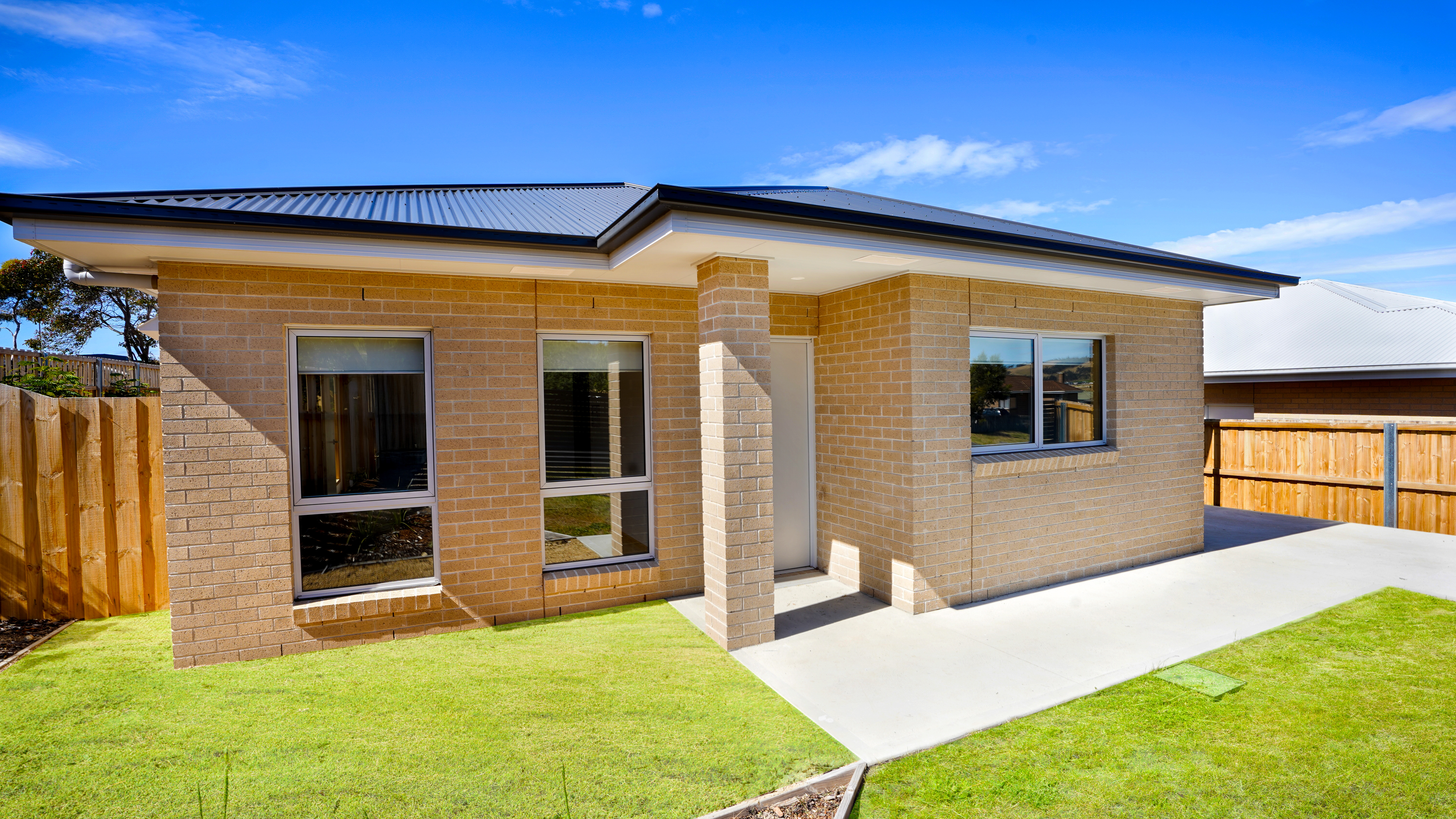 Stunning, brand new SDA property on Hobart's Eastern Shore — Home image 1