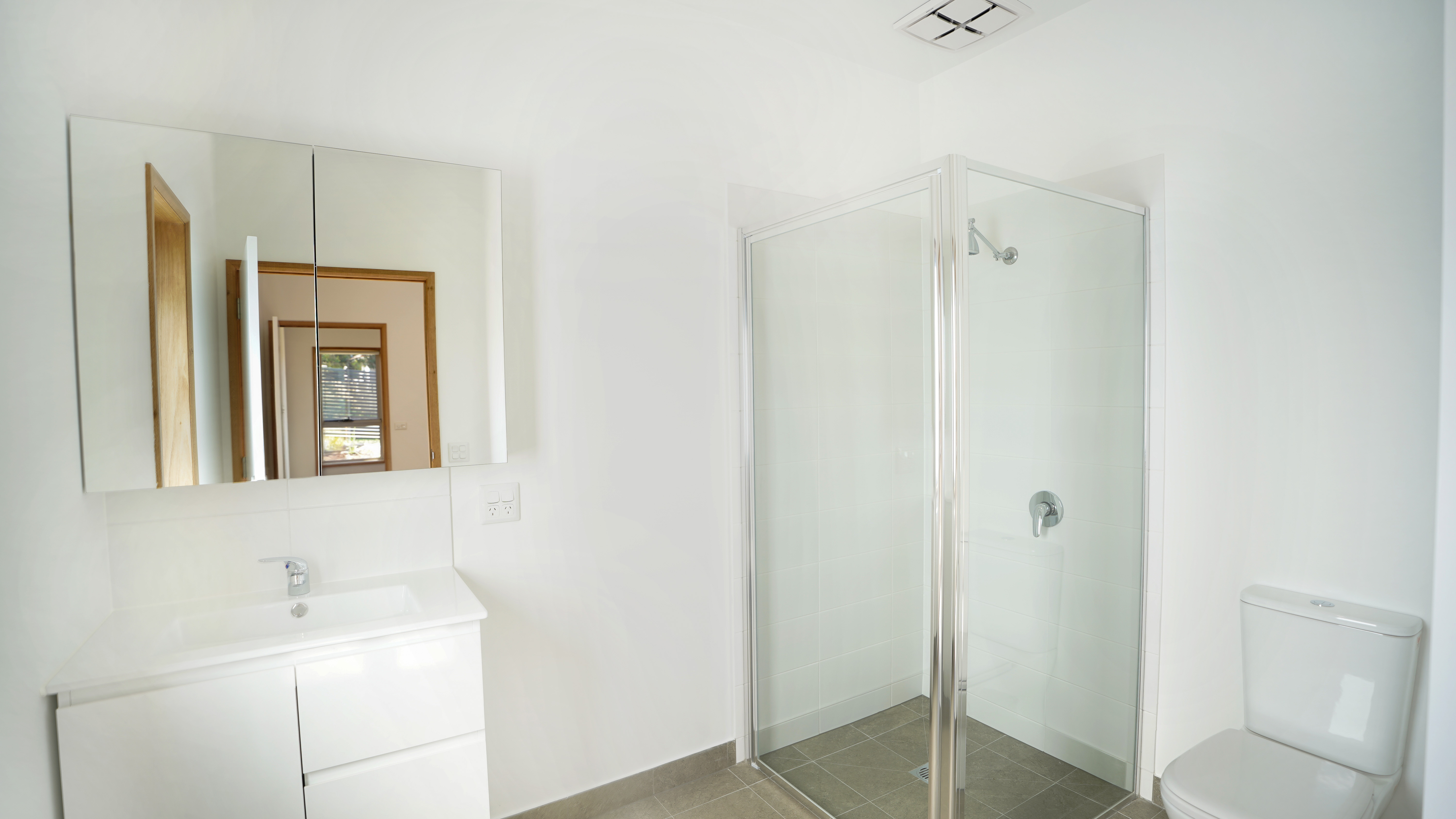 Stunning, brand new SDA property on Hobart's Eastern Shore — Home image 4
