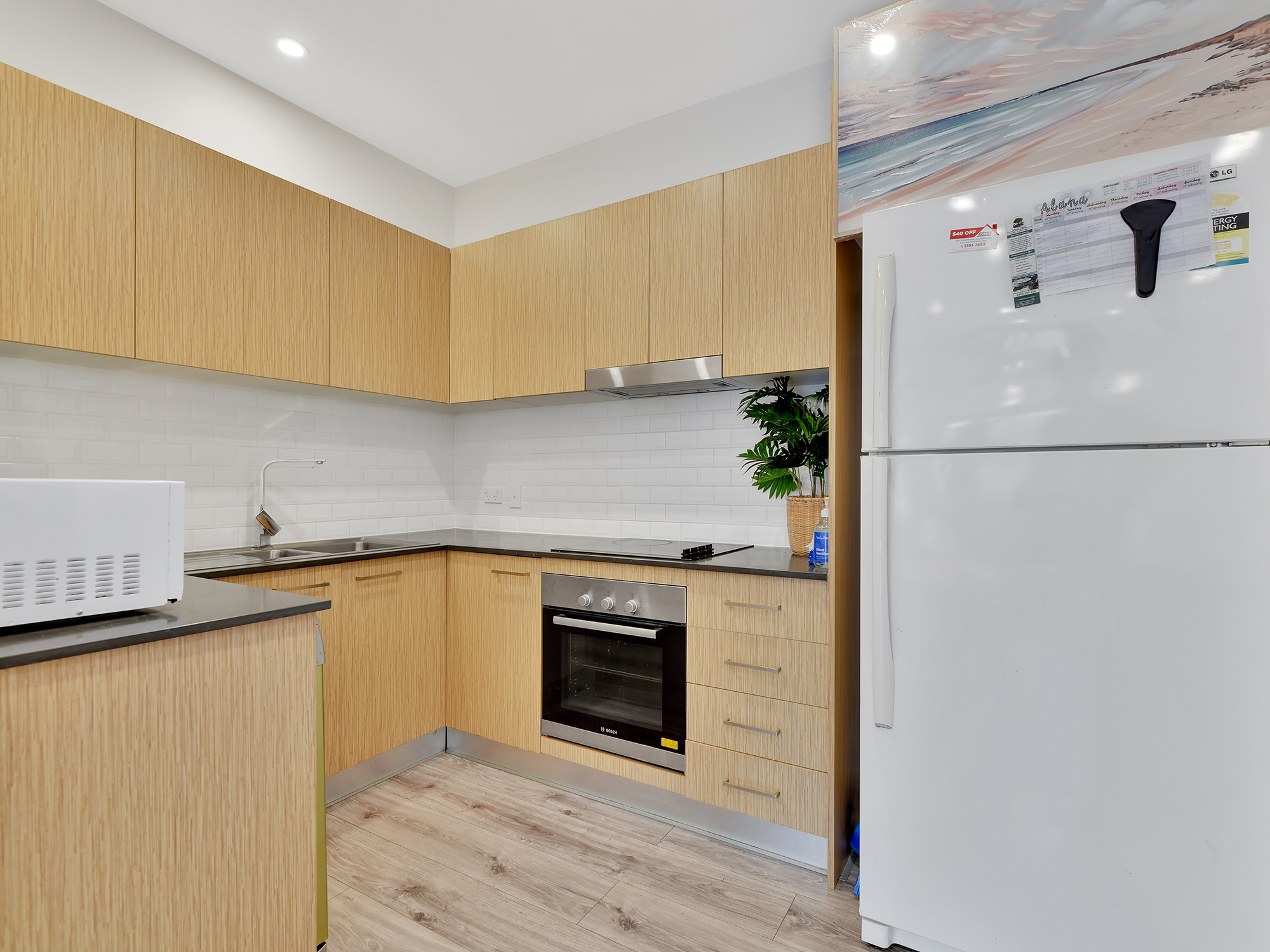 Modern 2-Bedroom Unit for Rent in Quiet, Convenient Location — Home image 5