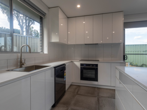 SIL Home Sadleir — Home image 5
