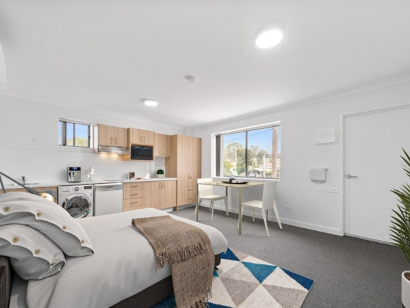 SIL Apartments Kingswood — Home image 3