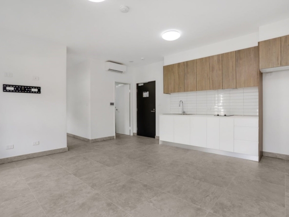SIL Apartments Guildford West — Home image 7