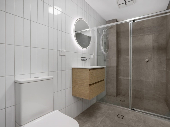 SIL Apartments Guildford West — Home image 10