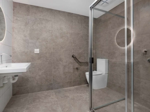 SIL Apartments Guildford West — Home image 11