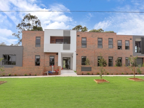 SIL Apartments Guildford West — Home image 3