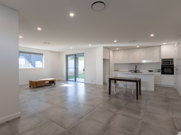 SIL Home Sadleir — Home image 2