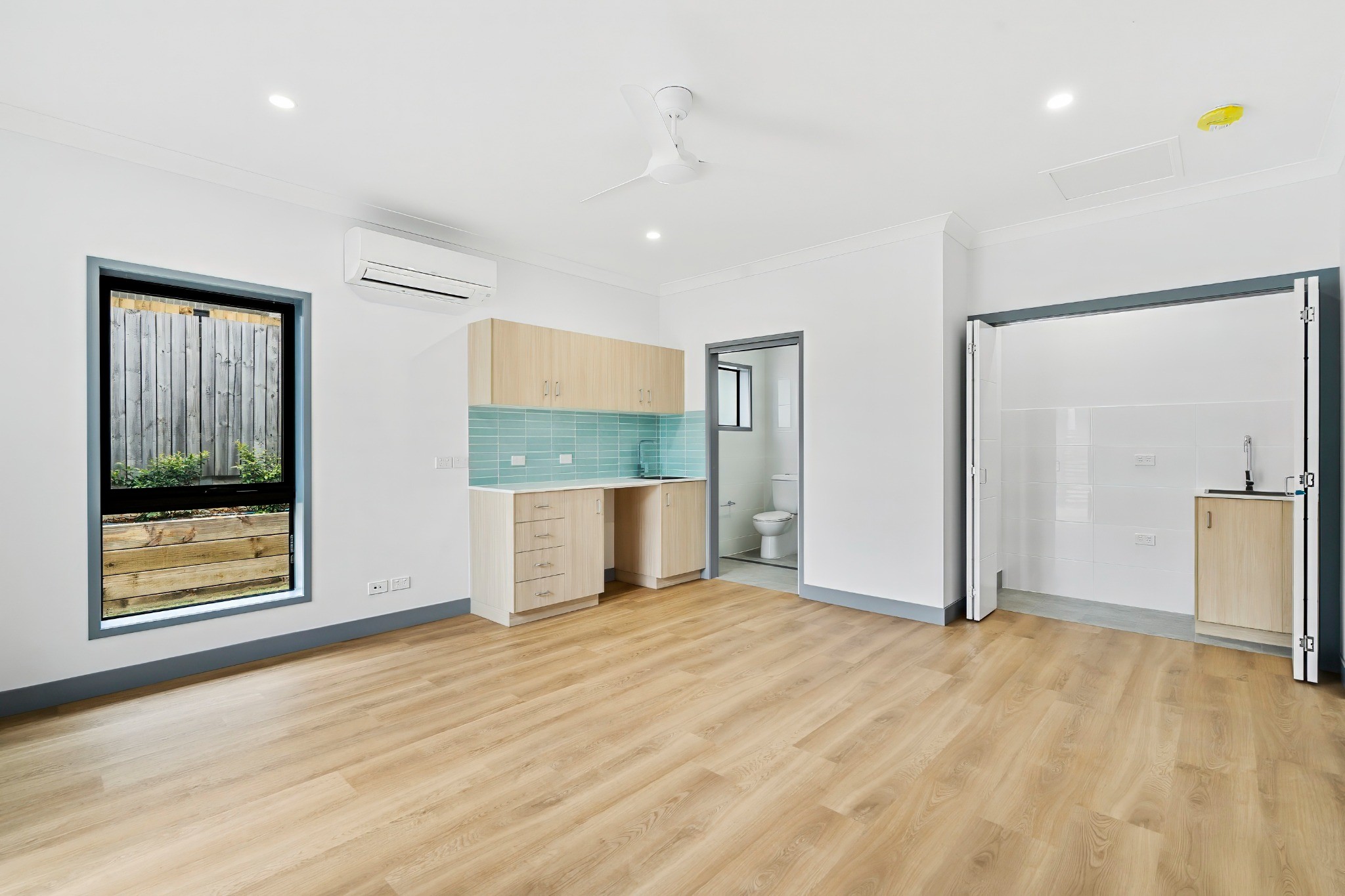 HPS SDA Villas + OOA 4 Private 1-Bed Homes in Norman Gardens — Home image 4